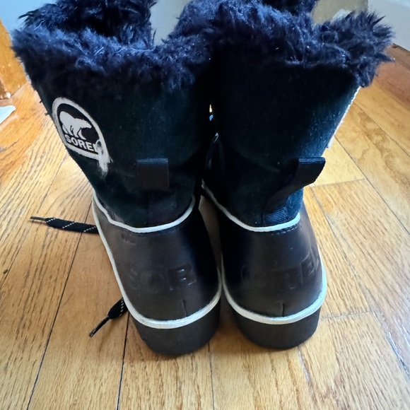 Sorel Tivoli Women’s Winter Boots - Picture 3 of 4